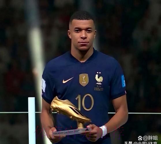 每体：引进姆巴佩难度很大 皇马也在关注莱万